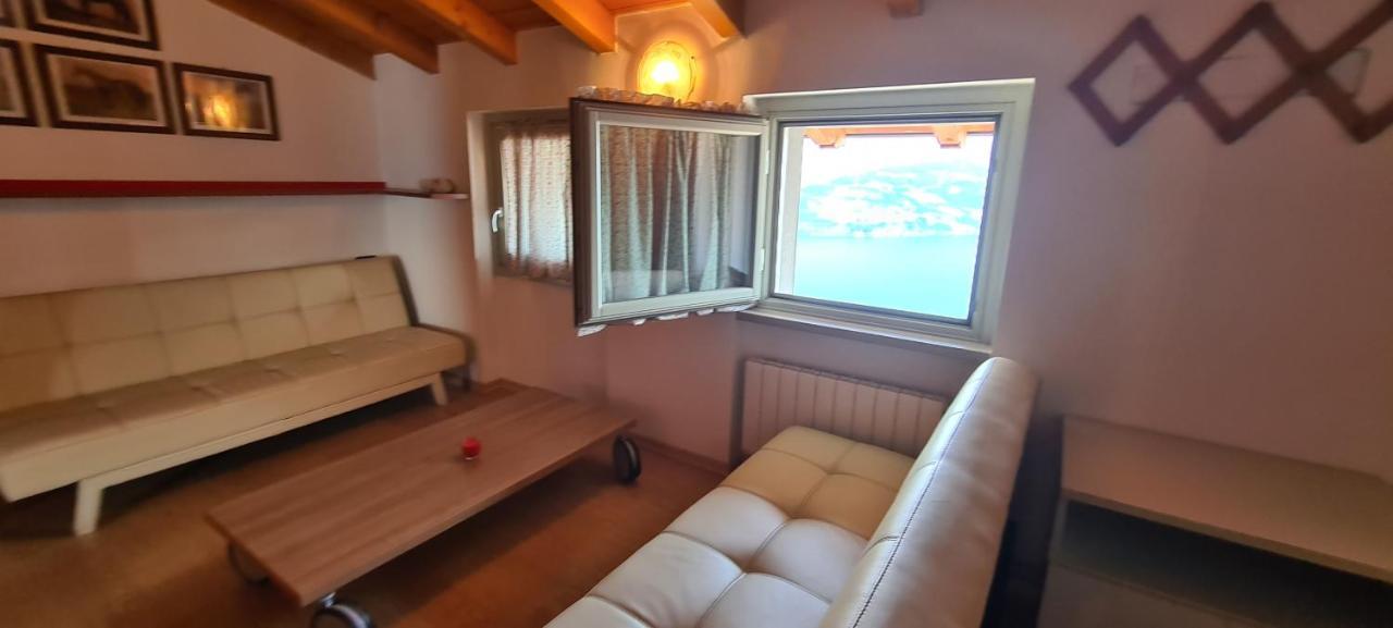 La Villetta In Residence Con Piscina E Vista Lago Parzanica 外观 照片