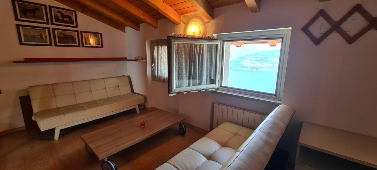 La Villetta In Residence Con Piscina E Vista Lago Parzanica 外观 照片