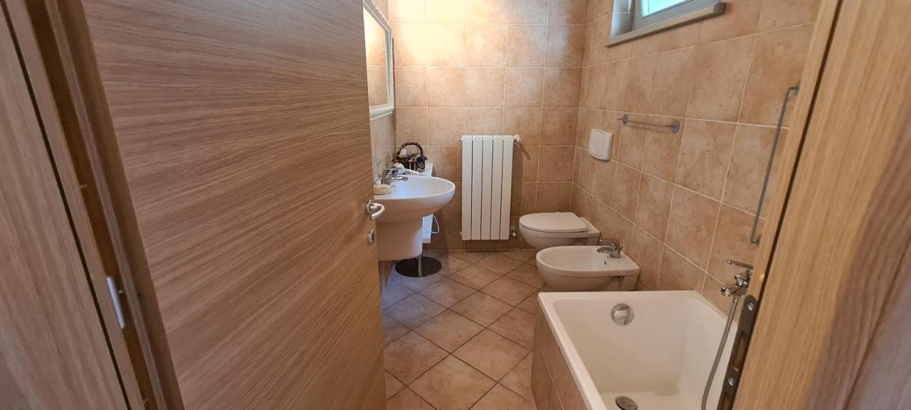 La Villetta In Residence Con Piscina E Vista Lago Parzanica 外观 照片